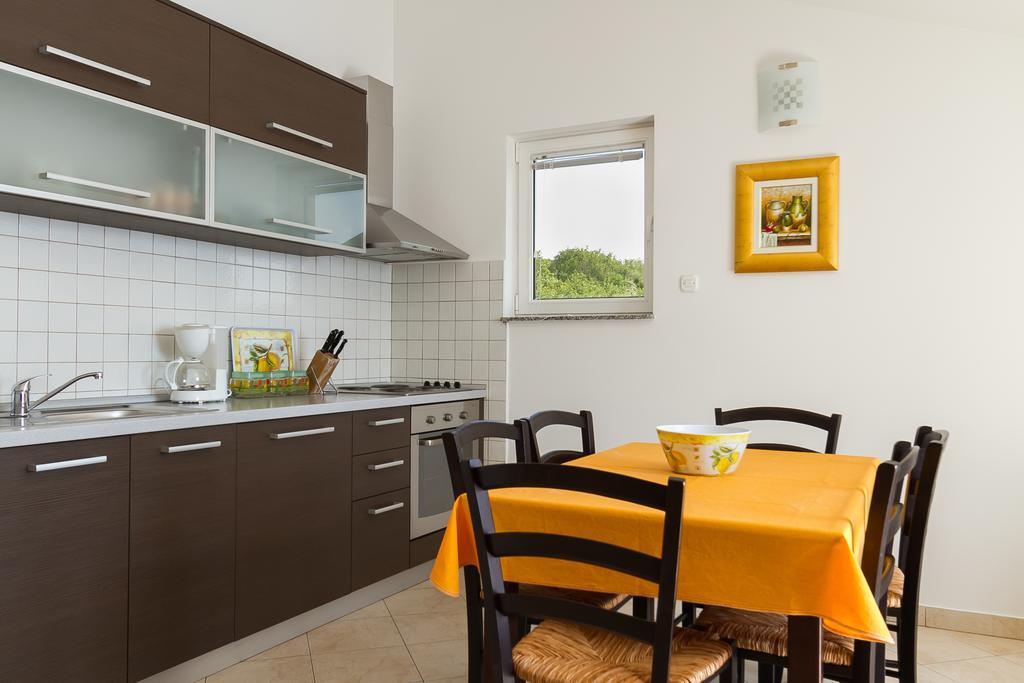 Apartments Vukelic Klenovica Oda fotoğraf